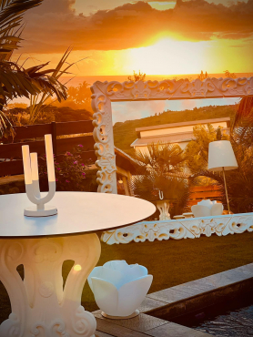 Noon+ Reunion Island, Реюньон, Франция