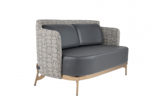 Диван двухместный с подушками Minotti