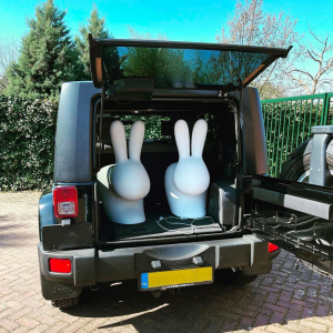 Стул пластиковый Qeeboo Rabbit полиэтилен серый Фото 11