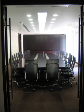 Sherman & Sterling, Франция