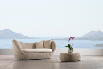 Столик плетеный журнальный-thumbs-Фото1