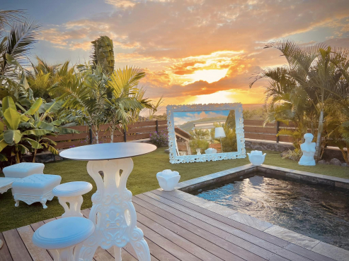 Noon+ Reunion Island, Реюньон, Франция