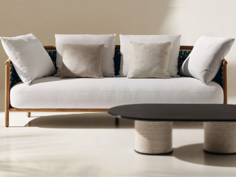 Диван плетеный трехместный с подушками-thumbs-Фото1