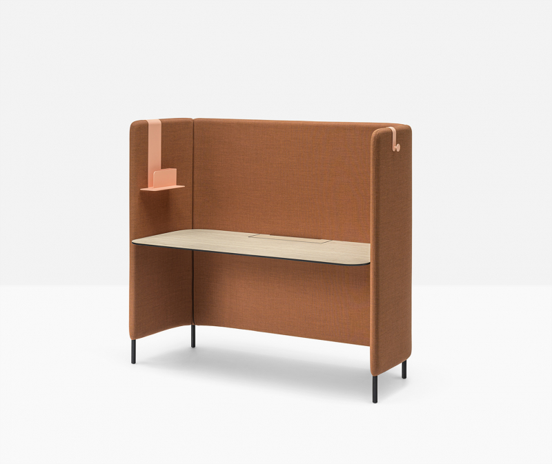 Стол с перегородкой Buddy Hub Desk CCO