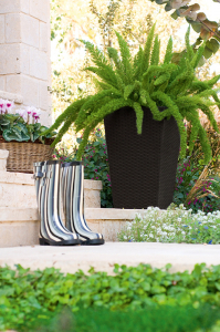 Кашпо пластиковое Keter Rattan Planter M пластик с имитацией плетения коричневый Фото 4