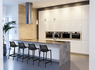 Комплект пластиковых полубарных стульев Siesta Contract Air Bar 65 Set 4 стеклопластик черный Фото 10