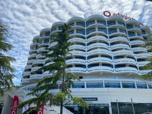 не открывать Отель