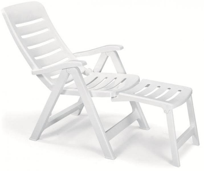 Шезлонг-лежак пластиковый Quintilla with Extension Armchair