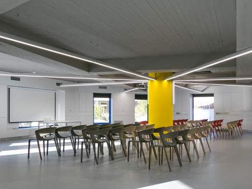 Nefroiatriki, Греция