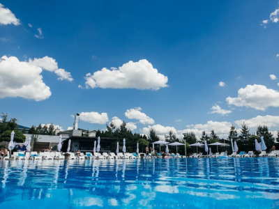 Загородный клуб 