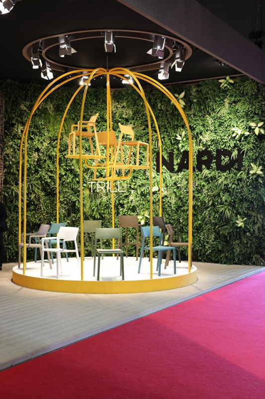 Кресло пластиковое Trill Armchair, антрацит