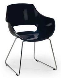 Кресло пластиковое на полозьях-thumbs-Фото1