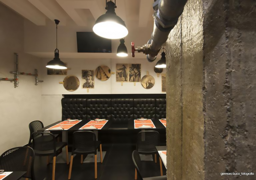 Morsi & Rimorsi Pizzeria, Казерта, Италия