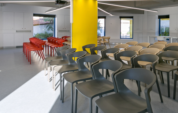 Nefroiatriki, Греция