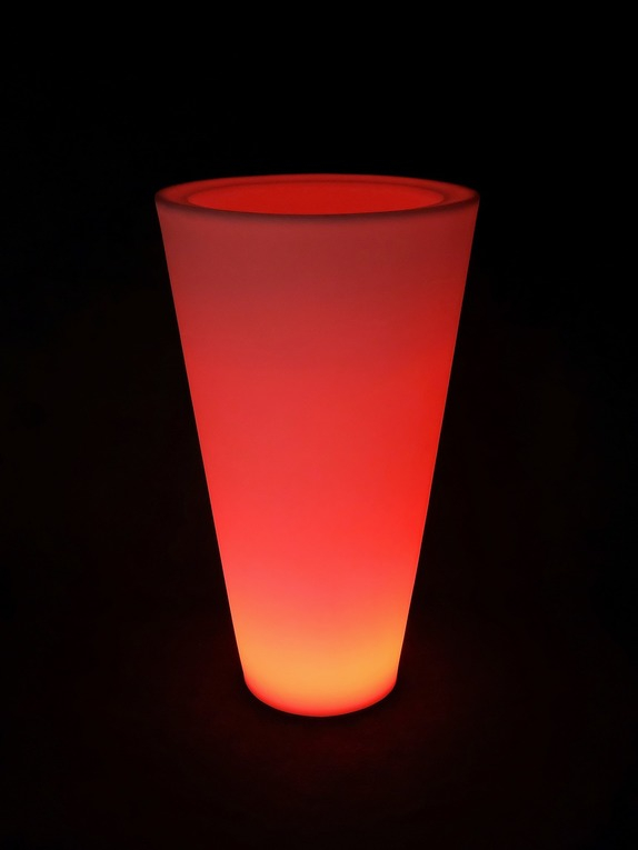 Кашпо пластиковое светящееся Cone