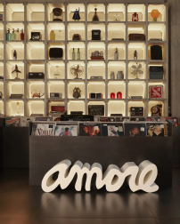 Скамья пластиковая дизайнерская Amore Standard