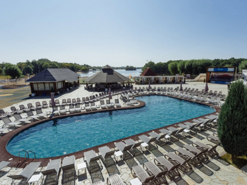 Загородный клуб 