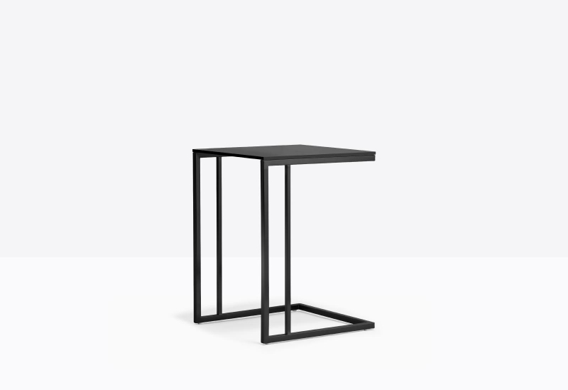 Столик журнальный Side table