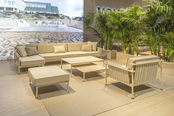 Vondom на выставке Salone del Mobile.Milano 2023