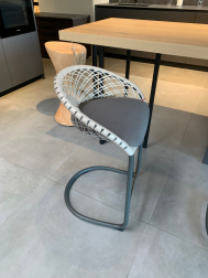 Стул полубарный плетеный Stool P47 H65 M TS_CU