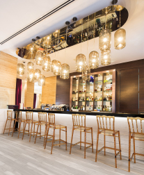 Стул прозрачный полубарный Chiavari Bar 65