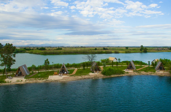 Nabi Resort & Glamping, Кастель-Вольтурно, Италия