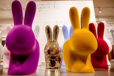 Стул пластиковый Qeeboo Rabbit Metal Finish полиэтилен золотистый Фото 30
