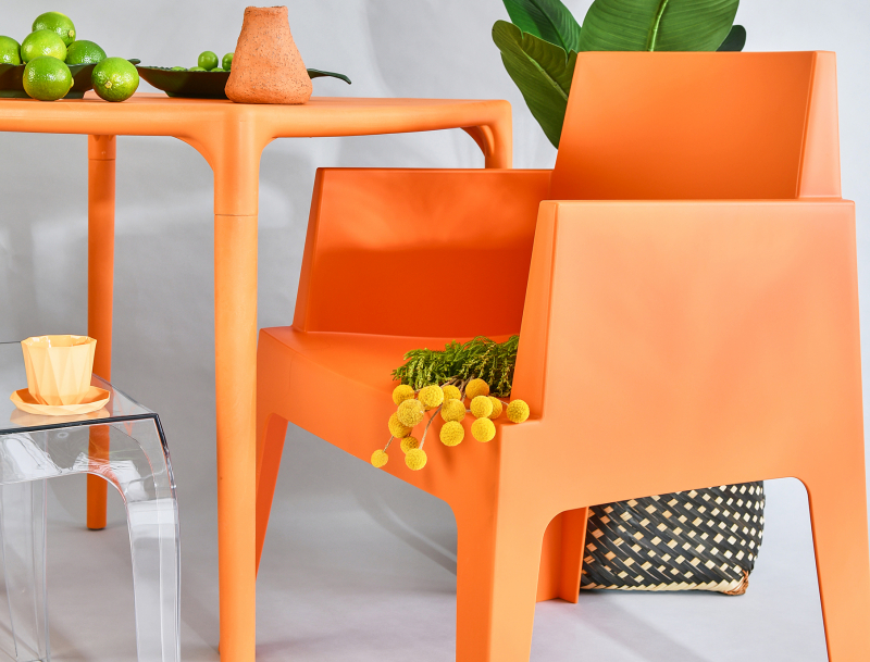 Стол пластиковый Mango, оранжевый, 720х720х720 мм