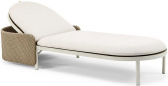 Лежак металлический с матрасом Ethimo Esedra алюминий, искусственный ротанг, акрил песочный, белый Фото 1