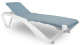 Шезлонг-лежак пластиковый Resol Marina Club полипропилен, стекловолокно, текстилен белый, светло-голубой Фото 4