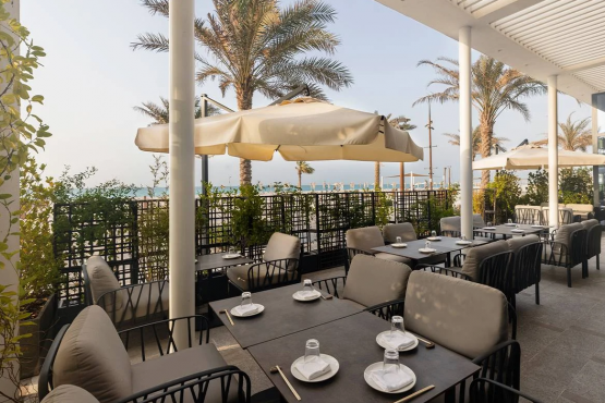 Niri Restaurant & Bar, Абу-Даби, ОАО