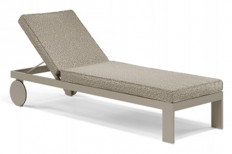 Лежак металлический с матрасом-thumbs-Фото1